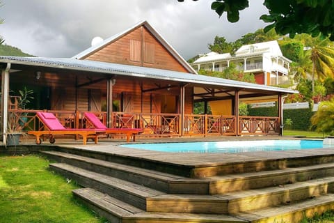 Property building, Day, Garden, Garden view, Pool view, Swimming pool, sunbed