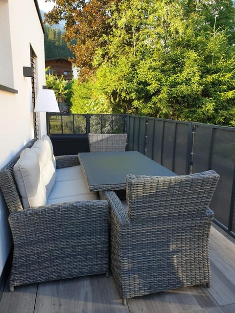 Balcony/Terrace, Seating area
