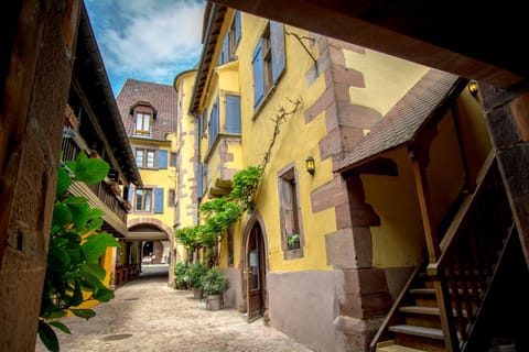 Inner courtyard view