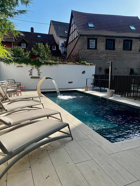 Property building, Swimming pool