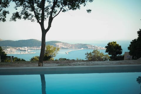 View (from property/room), City view, Sea view