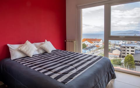 Bed, Bedroom, Sea view