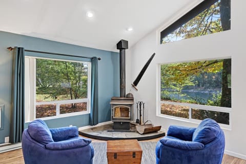 Baring Bend Lodge House in Baring