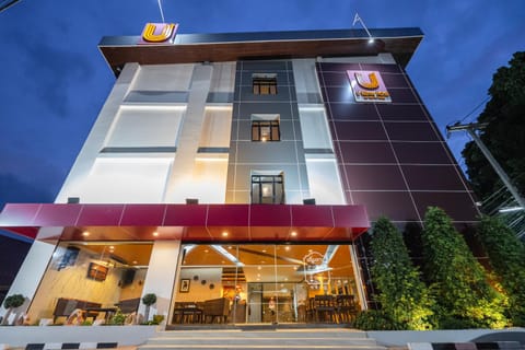 Property building, Night