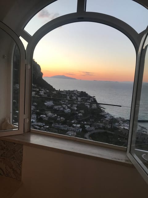 Longano 35 Apartment in Marina Grande