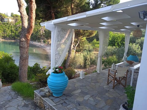 Patio, Day, Natural landscape, Garden, View (from property/room), Balcony/Terrace, Balcony/Terrace, Dining area, Garden view