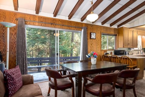 Agate Bay Ranch House in Tahoe Vista