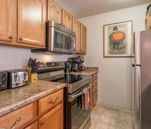 Bear's Den House in Tahoe Vista