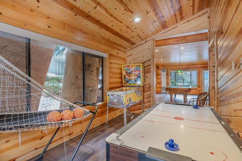 Kingswood Manor House in Tahoe Vista