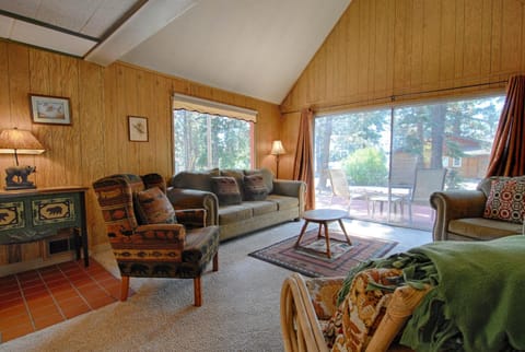 The Jack McCarthy Cabin Cabin in Tahoe Vista