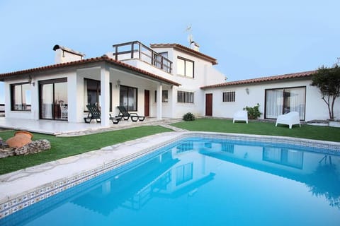 Patio, Garden, Garden view, Pool view, Swimming pool, sunbed