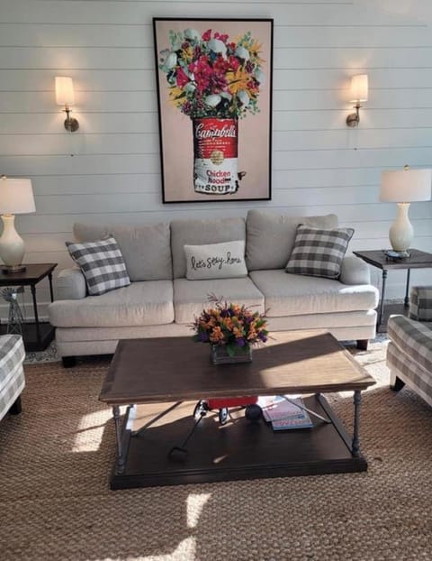 Biddle Point Inn Inn in Indiana