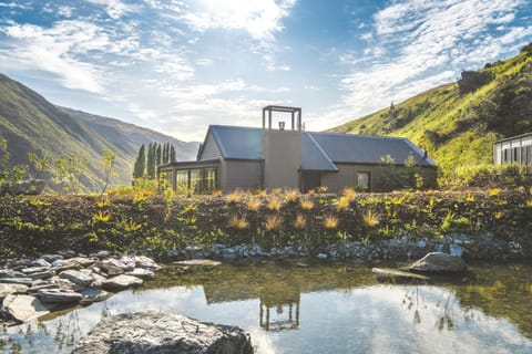 Property building, Natural landscape