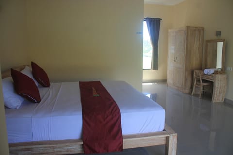 Dayuh Homestay Bed and Breakfast in Abang