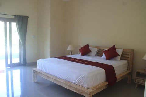 Dayuh Homestay Bed and Breakfast in Abang