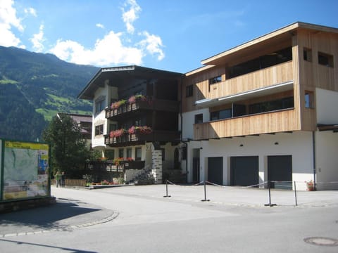 Facade/entrance, Summer