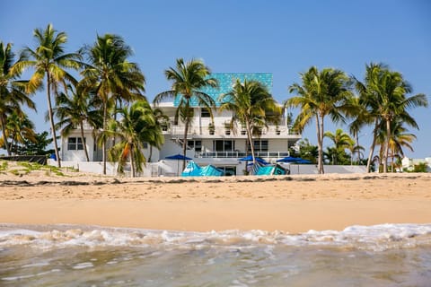 Property building, Neighbourhood, Beach