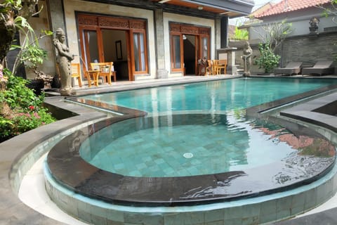 Pool view, Swimming pool