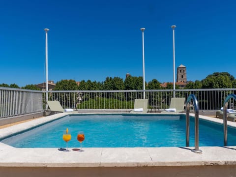 Property building, Swimming pool