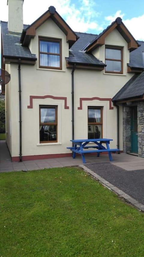 Tranquil sea view in Kenmare House in Kenmare