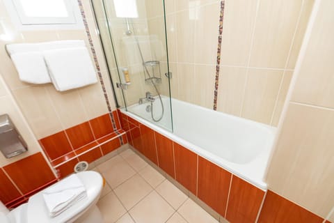 Toilet, Bathroom, Bath, towels