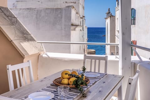 View (from property/room), Balcony/Terrace, Food and drinks, Sea view