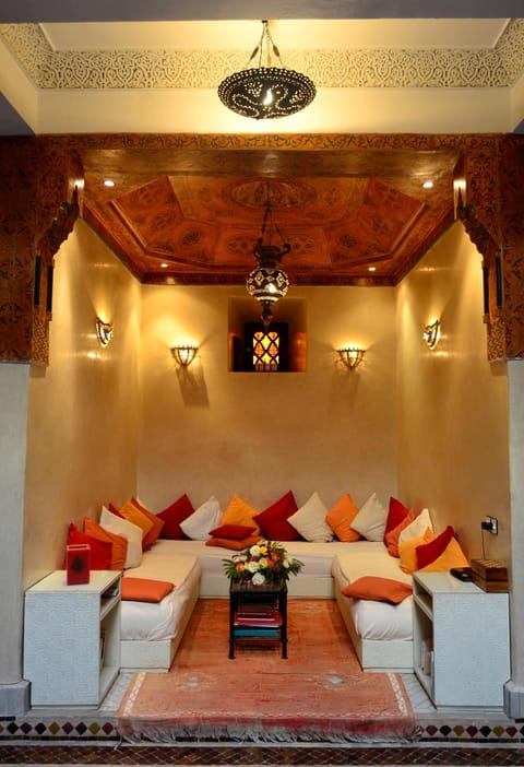 Lobby or reception, Other, Family