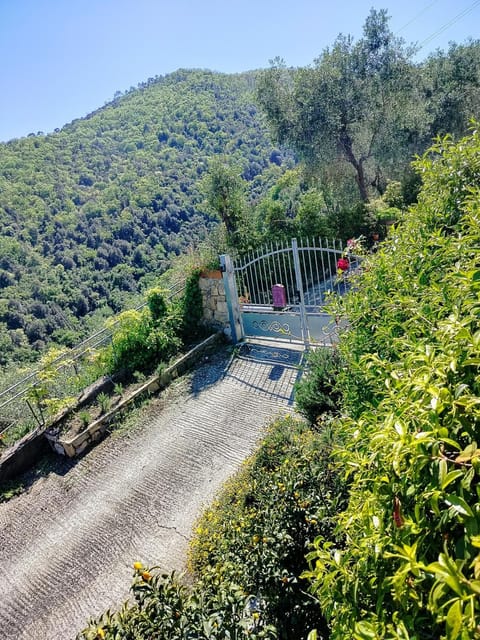 LA STANZA SUL GOLFO DEI POETI Bed and Breakfast in La Spezia