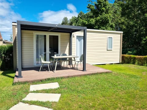 Off site, Balcony/Terrace