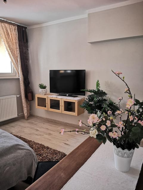 TV and multimedia, Seating area