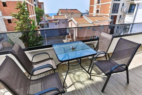 Lux Apartmani Djukic Apartment in Ulcinj Municipality