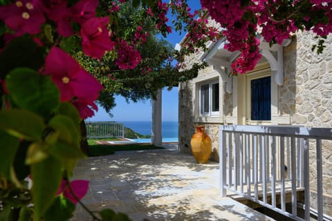 Spring, View (from property/room), Balcony/Terrace
