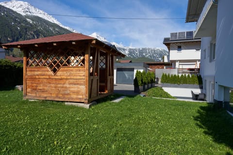 BBQ facilities, Garden