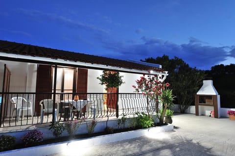 Property building, Patio, Garden, View (from property/room), Balcony/Terrace