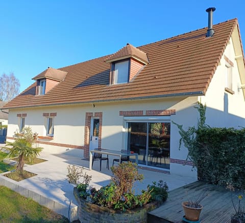 Maison OPTIKU CORMEILLES House in Normandy