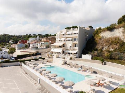 Property building, Restaurant/places to eat, Swimming pool