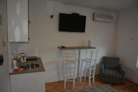 VIV apartment 1 Apartment in Serbia