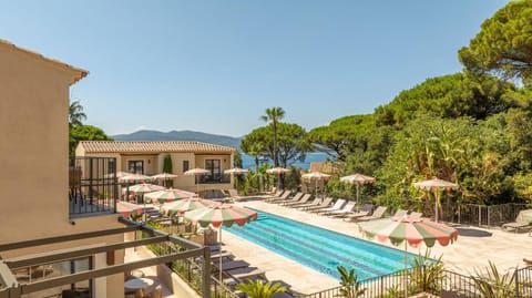 Patio, Bird's eye view, Lounge or bar, Swimming pool