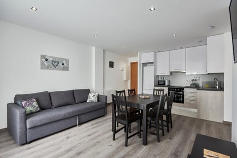 Kitchen or kitchenette, Living room, Dining area