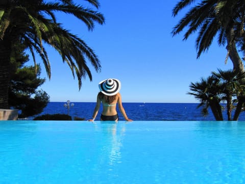 People, Natural landscape, Summer, Garden, Beach, Sea view, Sea view, Swimming pool