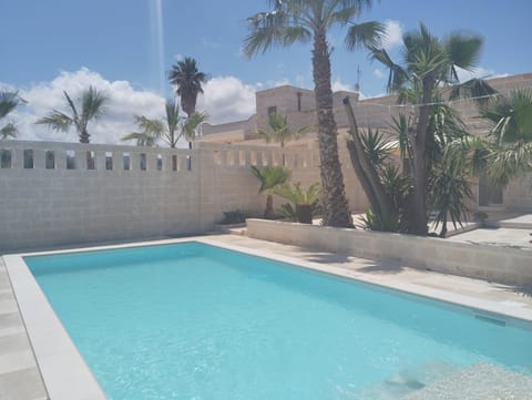 Day, Natural landscape, Pool view, Swimming pool