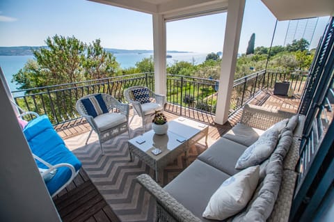 Balcony/Terrace, Garden view, Sea view