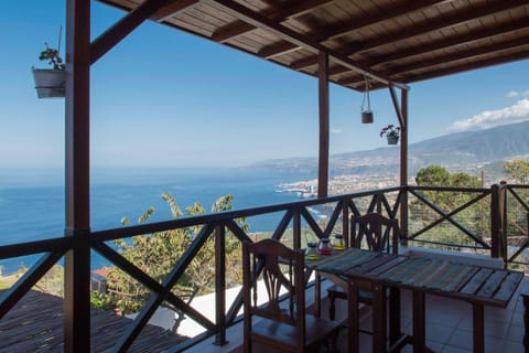 Day, Natural landscape, View (from property/room), Balcony/Terrace, Mountain view, Sea view