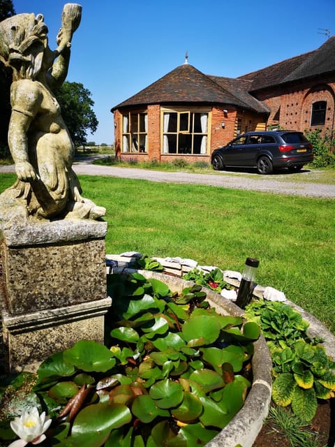 Property building, Natural landscape, Garden view