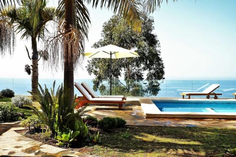 Garden, Swimming pool, Swimming pool