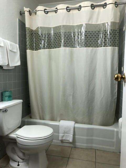 Deluxe Inn Hotel in Natchez