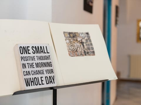 Logo/Certificate/Sign