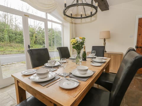 Wyke Lodge Cottage House in England