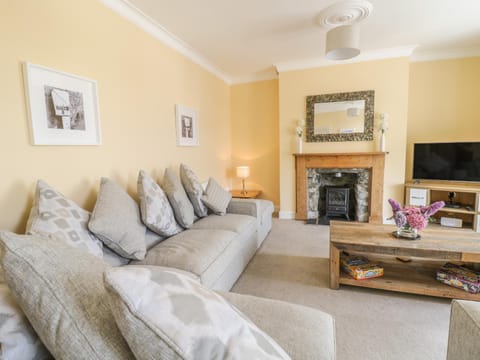 Angorfa House in Wales