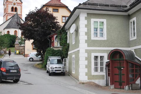 Property building, Day, Neighbourhood, Street view